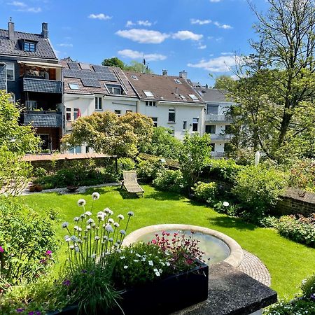 Helle Altbauwohnung Mit Balkon Im Briller Viertel Wuppertal Exterior photo