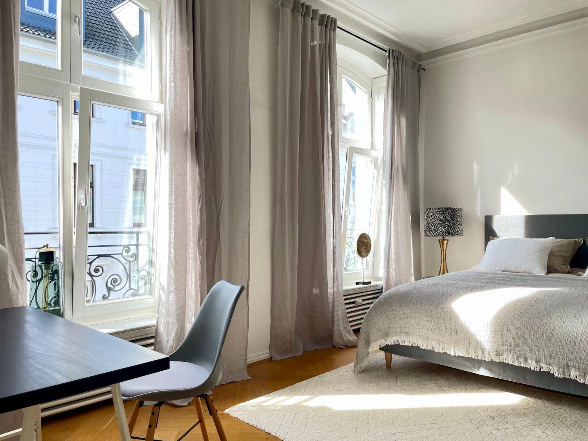 Helle Altbauwohnung Mit Balkon Im Briller Viertel Wuppertal Exterior photo